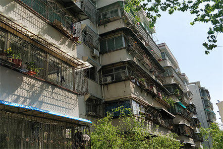 农委家属院3室2厅1卫59万117.5m2简单装修出售